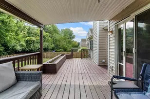 2352 Boston Mills Dr, Grove City, OH 43123 - Photo 3