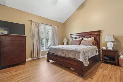 4471 Snowy Meadow Drive, Grove City, OH 43123 - Photo 9