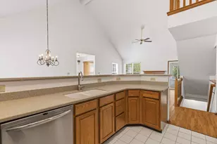 6526 Upper Lake Cir, Westerville, OH 43082 - Photo 11