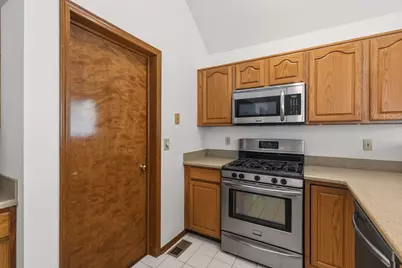 6526 Upper Lake Circle, Westerville, OH 43082 - Photo 13