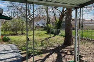 484 S Hampton Rd, Columbus, OH 43213 - Photo 11