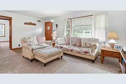 117 Hansbarger Avenue, Baltimore, OH 43105 - Photo 7