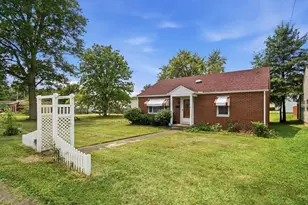 117 Hansbarger Ave, Baltimore, OH 43105 - Photo 1