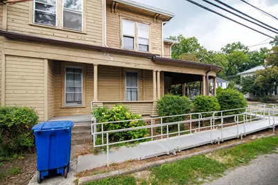 143 W Central Avenue, Delaware, OH 43015 - Photo 3