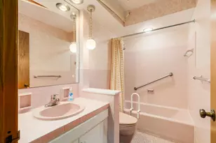 4260 Oxford Dr, Upper Arlington, OH 43220 - Photo 27