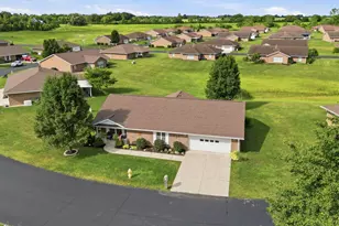 630 Elaine Dr, West Jefferson, OH 43162 - Photo 37