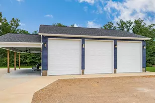 1850 Meadow Creek Creek, Zanesville, OH 43701 - Photo 3