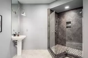 17 W 3rd Ave, Columbus, OH 43201 - Photo 31
