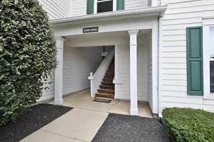 6992 Old Bridge Ln E, Dublin, OH 43016 - Photo 3