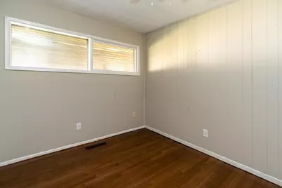 4498 E Livingston Avenue, Columbus, OH 43227 - Photo 11