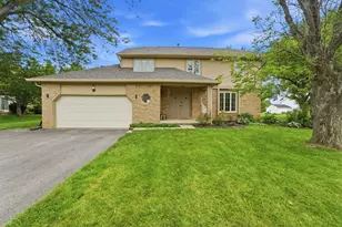 9955 Hounsdale Dr, Pickerington, OH 43147 - Photo 1