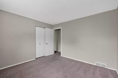621 E Schrock Road, Westerville, OH 43081 - Photo 11