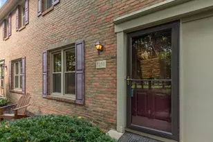 5298 Bethel Woods Dr, Columbus, OH 43220 - Photo 3