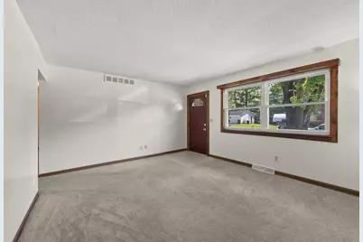 5390 Mountville Avenue, Columbus, OH 43232 - Photo 9