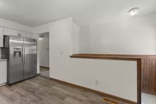 5390 Mountville Ave, Columbus, OH 43232 - Photo 5