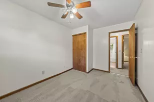 5390 Mountville Ave, Columbus, OH 43232 - Photo 13