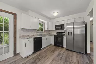 5390 Mountville Ave, Columbus, OH 43232 - Photo 3