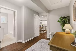 1074 Grandon Ave, Columbus, OH 43209 - Photo 11