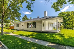 1074 Grandon Ave, Columbus, OH 43209 - Photo 1