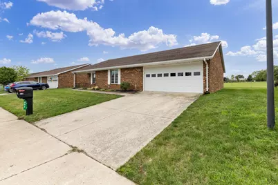 851 Circle Drive #32, London, OH 43140 - Photo 3