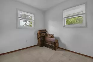 868 Lawndale Ave, Columbus, OH 43207 - Photo 9