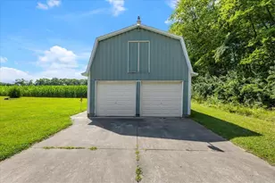 11855 Troy Rd, New Carlisle, OH 45344 - Photo 41