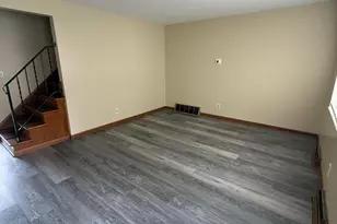 1759 Lonsdale Rd, Columbus, OH 43232 - Photo 3
