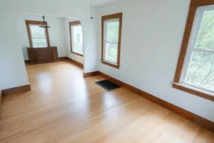 490 E Oakland Ave, Columbus, OH 43202 - Photo 5