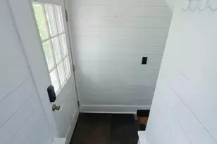 490 E Oakland Ave, Columbus, OH 43202 - Photo 15