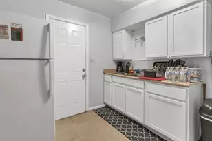 1671 E Whittier St, Columbus, OH 43206 - Photo 17