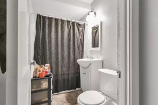 1671 E Whittier St, Columbus, OH 43206 - Photo 23