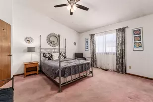 1949 Rockdale Dr, Columbus, OH 43229 - Photo 13