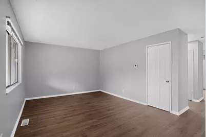 6074 Lepage Court, Columbus, OH 43229 - Photo 3