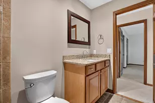 732 Pine Needles Dr, Dayton, OH 45458 - Photo 37