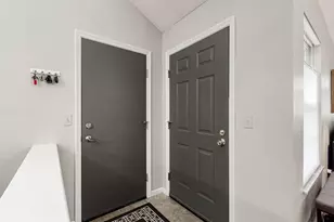 5940 Glen Village Dr, Dublin, OH 43016 - Photo 11