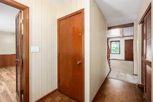 1748 Alpine Dr, Columbus, OH 43229 - Photo 5