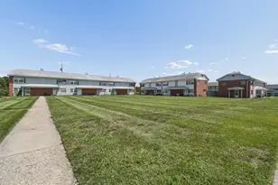 129 Buckeye Cir, Columbus, OH 43217 - Photo 5
