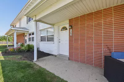 129 Buckeye Circle, Columbus, OH 43217 - Photo 3