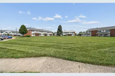 219 Buckeye Circle, Columbus, OH 43217 - Photo 5