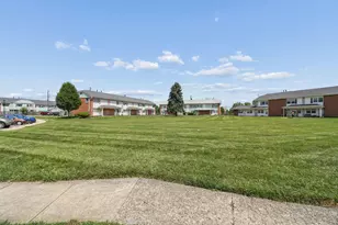 219 Buckeye Cir, Columbus, OH 43217 - Photo 5