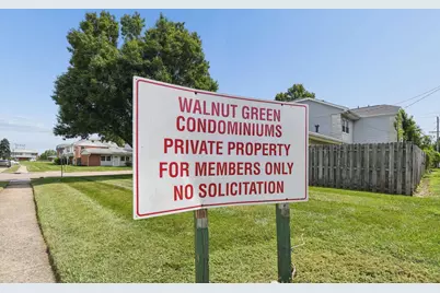 219 Buckeye Circle, Columbus, OH 43217 - Photo 1