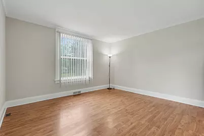 2255 Harrisburg Pike, Grove City, OH 43123 - Photo 11