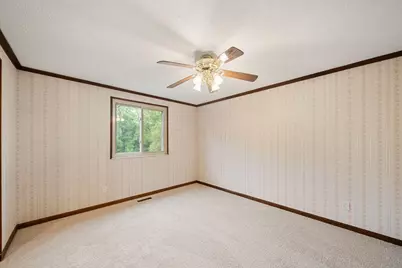 2256 Presley Drive, Grove City, OH 43123 - Photo 9