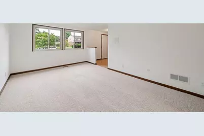 2256 Presley Drive, Grove City, OH 43123 - Photo 7