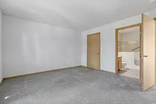 2402 Huntmaster Ln, Grove City, OH 43123 - Photo 27