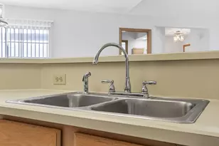 2402 Huntmaster Ln, Grove City, OH 43123 - Photo 25