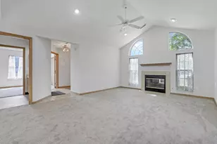 2402 Huntmaster Ln, Grove City, OH 43123 - Photo 13