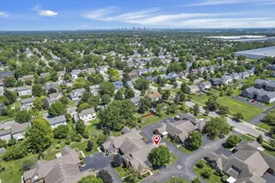 2402 Huntmaster Ln, Grove City, OH 43123 - Photo 43