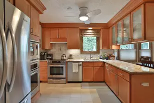 5200 Buckeye Grove, Columbus, OH 43214 - Photo 11