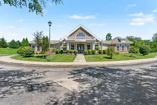 8345 Bruntsfield Rd, Columbus, OH 43235 - Photo 25